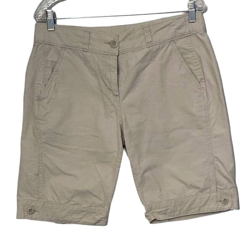 Woolrich Shorts Womens Size 6P Tan Gray Bermuda Mid Rise Zip Front Pockets Twill